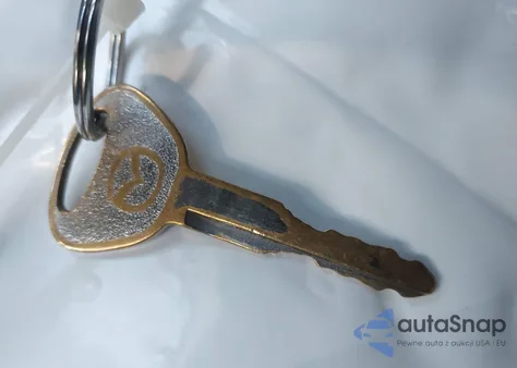 1999 Mazda Mx-5 Miata Leather Pkg/Popular Equipment Pkg/Sports Pkg/Touring Pkg z USA, uszkodzony, nr VIN JM1NB3538X0103052